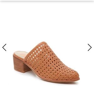 ✨Dolce Vita Cady Mule in Tan ✨NWOT✨